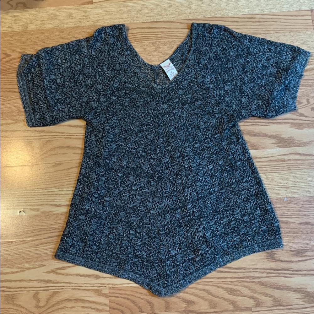 Faded Glory Black and White Knit Top